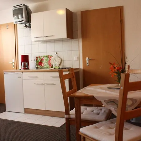 Fe_wo Rose Apartment *